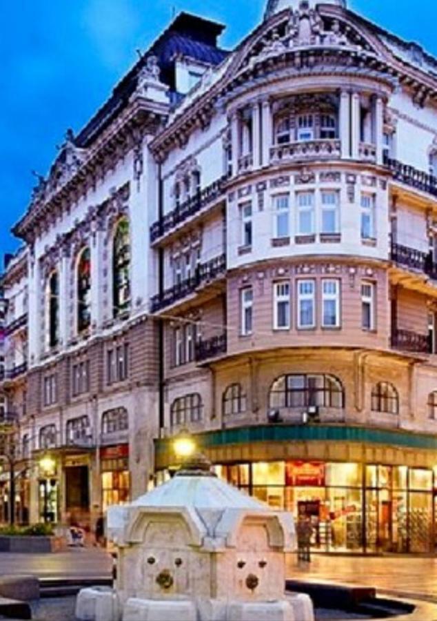 Top Spot Apartment Belgrado Esterno foto