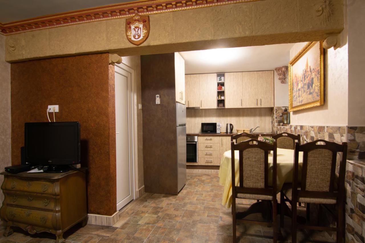 Top Spot Apartment Belgrado Esterno foto